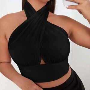 Plus Size Criss Cross Backless Crop Halter Top